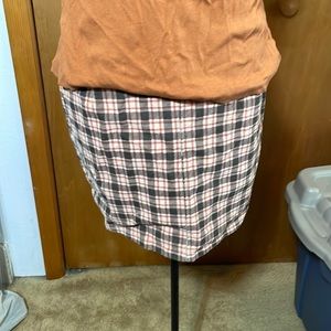 Pink , red and grey plaid Thick corduroy skirt size 6